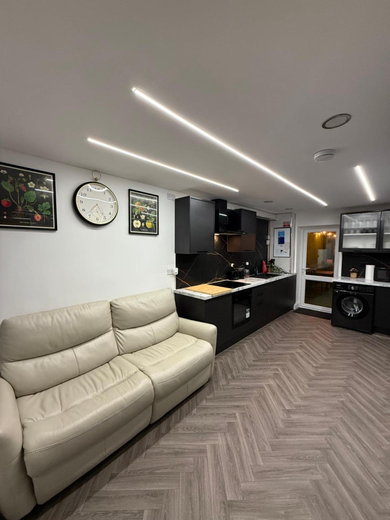 Birmingham City Centre- 9 Bed House With Free Parking Exterior foto